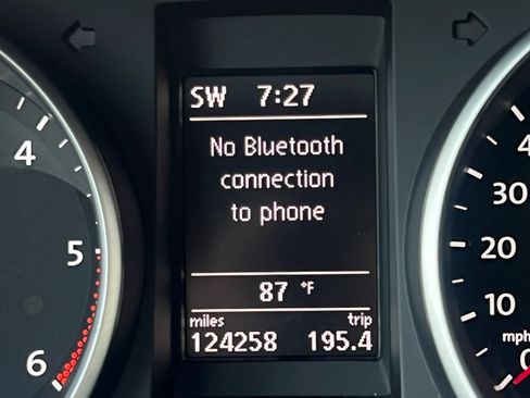 Used 2012 Volkswagen Golf TDI FWD image 24