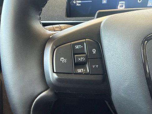 Used 2025 Ford Mustang Mach-E Premium AWD/4WD image 16