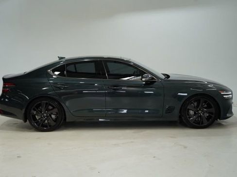 Used 2023 Genesis G70 3.3T w/ Sport Prestige Package image 9