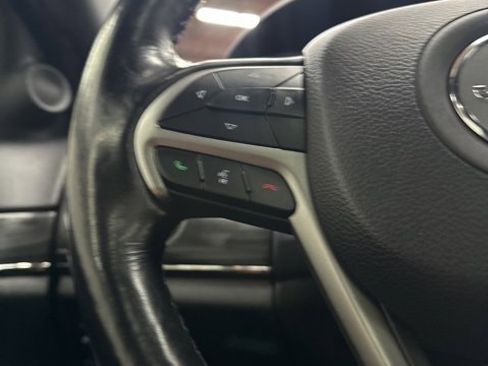 Used 2020 Jeep Grand Cherokee Limited X image 15