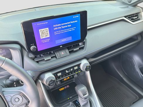 Used 2025 Toyota RAV4 XSE w/ Advanced Technology Package image 27