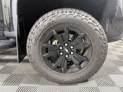 Used 2019 Chevrolet Colorado ZR2 w/ ZR2 Midnight Special Edition AWD/4WD image 11