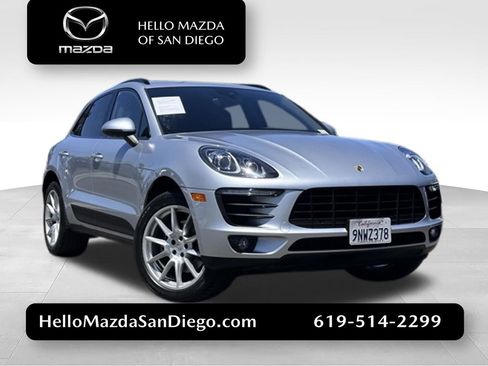 Used 2017 Porsche Macan AWD/4WD image 1