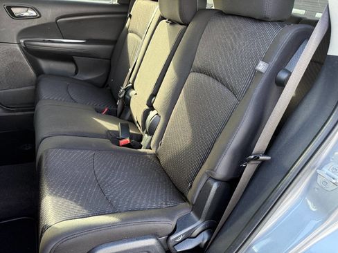 Used 2018 Dodge Journey SE w/ Connectivity Group image 21