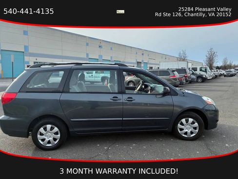 Used 2009 Toyota Sienna CE image 10