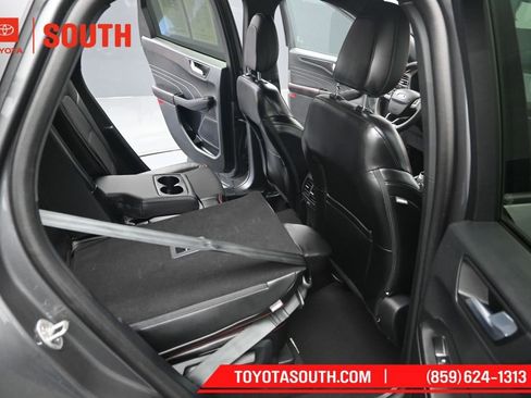 Used 2025 Ford Escape ST-Line AWD/4WD image 27