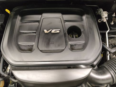 Used 2018 Jeep Grand Cherokee Limited image 30