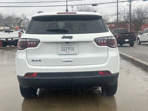 Used 2025 Jeep Compass Latitude w/ Altitude Special Edition image 7