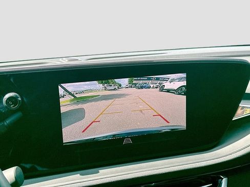 Used 2025 Buick Envista Sport Touring w/ Convenience II Package image 16