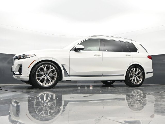 Used 2021 BMW X7 xDrive40i w/ Parking Assistance Package AWD/4WD image 51