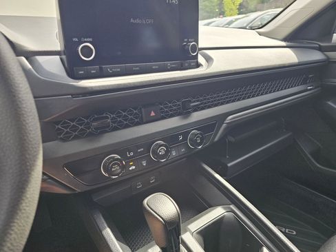 Used 2023 Honda Accord LX image 26