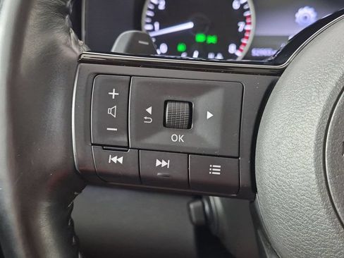 Used 2022 Nissan Pathfinder Platinum AWD/4WD image 19