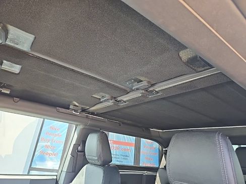 Used 2024 Ford Bronco Black Diamond AWD/4WD image 35