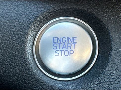 Used 2019 Hyundai Santa Fe Ultimate image 20