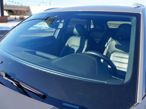 Used 2020 Volkswagen Atlas Cross Sport SEL Premium R-Line image 36