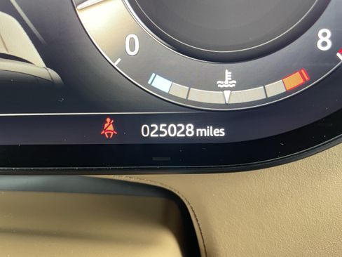 Used 2024 Land Rover Range Rover SE AWD/4WD image 25