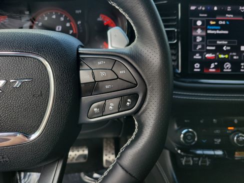 Used 2021 Dodge Durango SRT Hellcat w/ Technology Group image 31