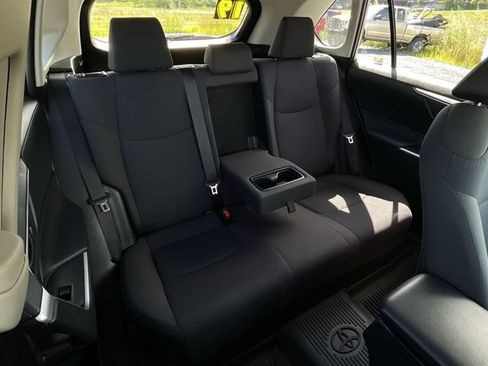 Certified 2019 Toyota RAV4 LE AWD/4WD image 23