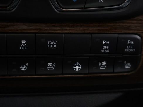 Used 2017 RAM 1500 Laramie w/ Convenience Group AWD/4WD image 49