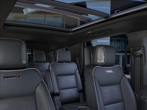 New 2026 GMC Yukon AT4 Ultimate w/ LPO, Floor Liner Package AWD/4WD image 24