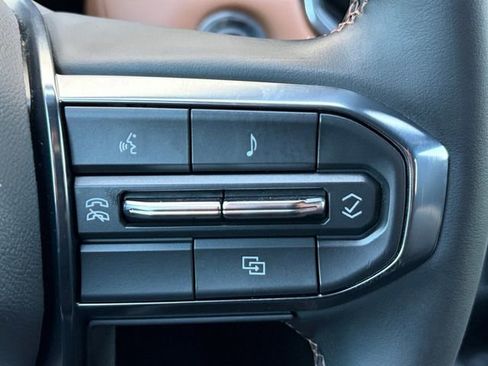 Used 2024 GMC Canyon AT4 w/ Canyon Safety Plus Package image 7