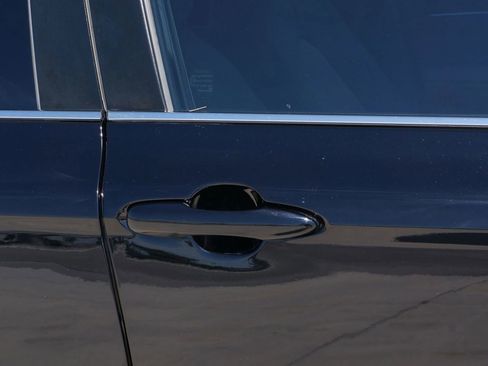 Used 2019 Toyota Camry LE image 18