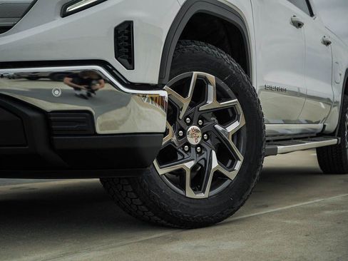 New 2026 GMC Sierra 1500 SLE AWD/4WD image 6