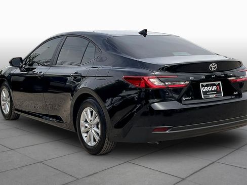 Used 2026 Toyota Camry LE image 12