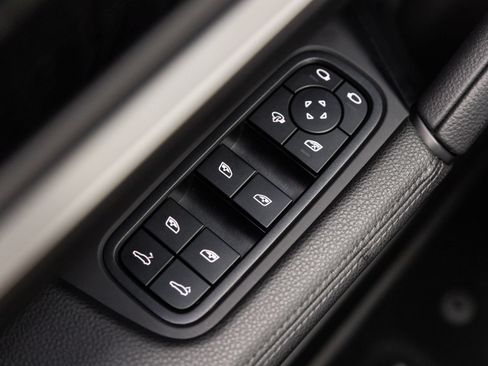 Certified 2026 Porsche Cayenne S AWD/4WD image 20
