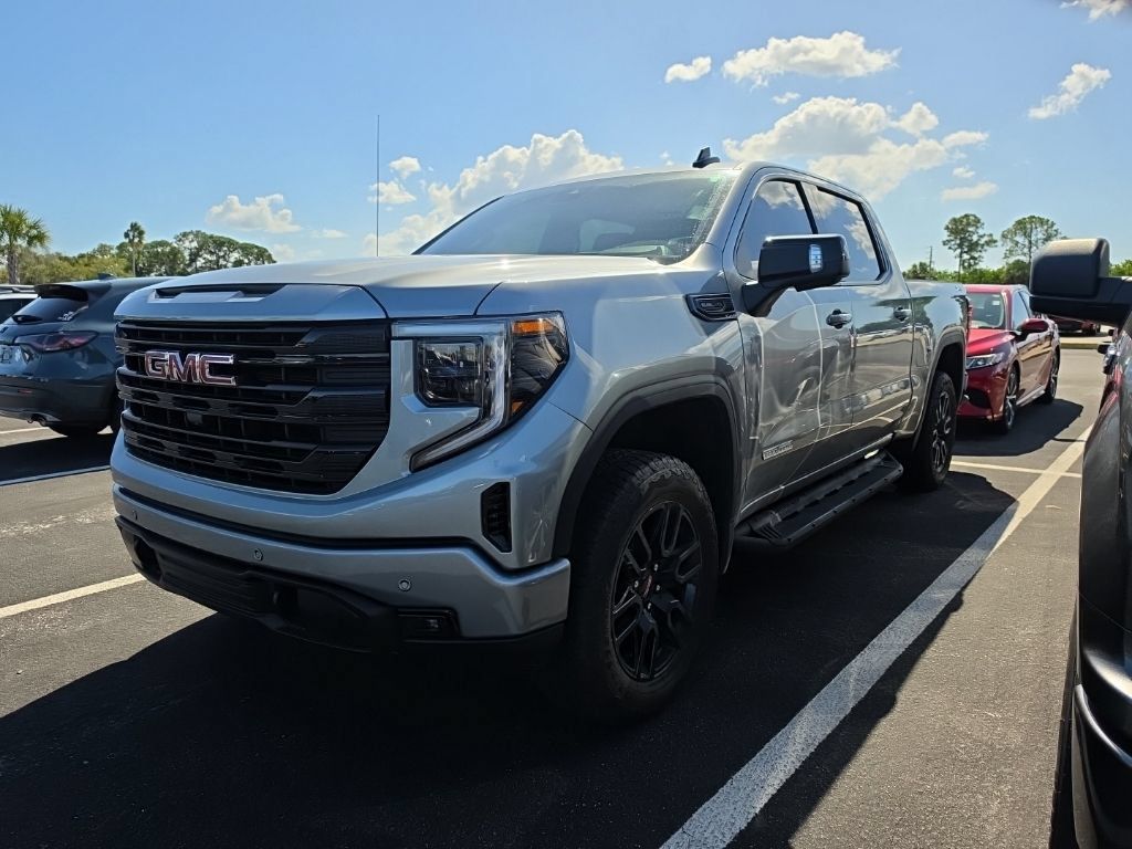 Used 2025 GMC Sierra 1500 Elevation w/ Elevation Premium Package AWD/4WD image 4