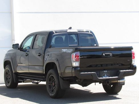 Certified 2023 Toyota Tacoma TRD Sport AWD/4WD image 5