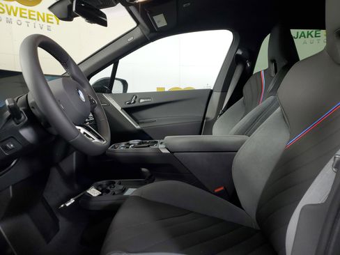 New 2026 BMW iX xDrive45 w/ M Sport Package image 9