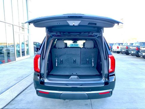 Used 2023 GMC Yukon SLT image 22