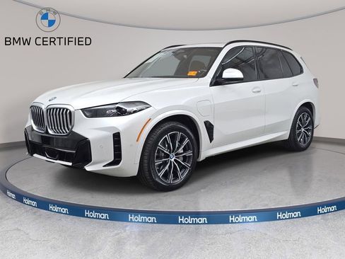 Certified 2024 BMW X5 xDrive50e w/ M Sport Package AWD/4WD image 1