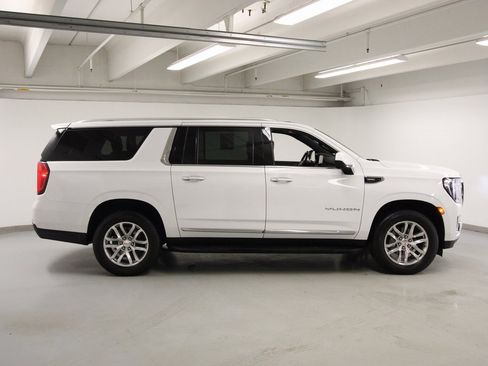 Used 2023 GMC Yukon XL SLT image 5