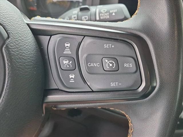 Used 2024 Jeep Wrangler Unlimited w/ Convenience Group AWD/4WD image 12