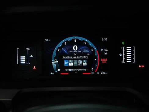 Used 2025 Toyota Tacoma TRD Sport image 15