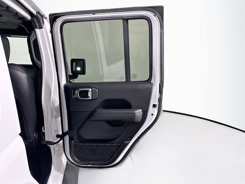 Used 2023 Jeep Wrangler Sahara w/ Cold Weather Group image 29