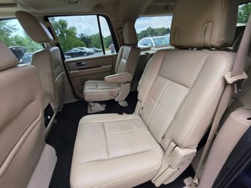 Used 2015 Ford Expedition EL Limited w/ Equipment Group 301A RWD image 21