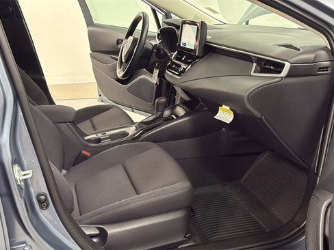 Certified 2025 Toyota Corolla LE image 18