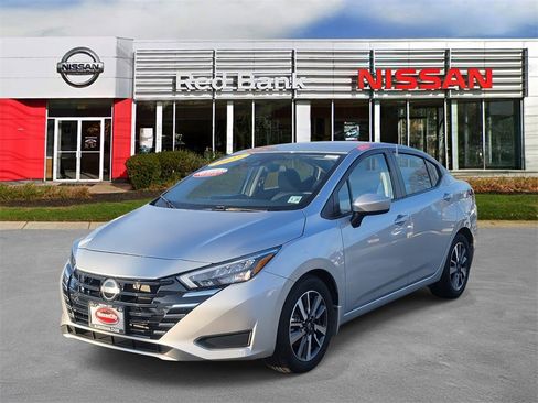 Certified 2025 Nissan Versa SV w/ Trunk Package image 4