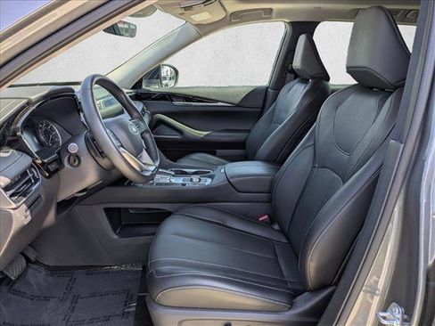 Used 2025 INFINITI QX60 Pure image 16