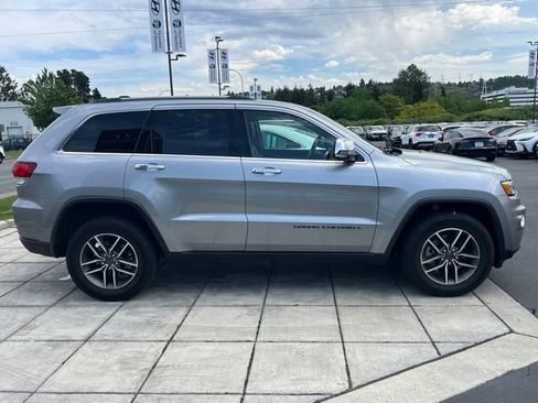 Used 2021 Jeep Grand Cherokee Limited AWD/4WD image 8