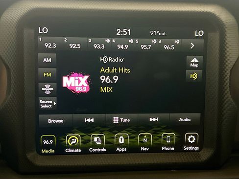 Used 2023 Jeep Wrangler Unlimited w/ 8.4" Radio Group AWD/4WD image 11