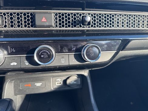 Used 2022 Honda Civic Sport image 18