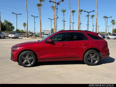 Used 2025 Genesis GV70 3.5T Sport w/ Sport Advanced Package AWD/4WD image 3