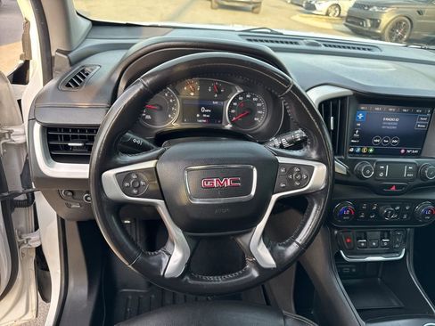 Used 2019 GMC Terrain SLT image 12