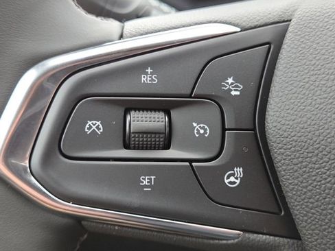 New 2026 Chevrolet Trax LT w/ Driver Confidence Package image 13