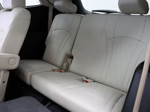 Certified 2023 Buick Enclave Avenir w/ Avenir Technology Package image 12