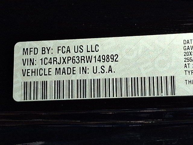 Used 2024 Jeep Wrangler Unlimited Sahara AWD/4WD image 30